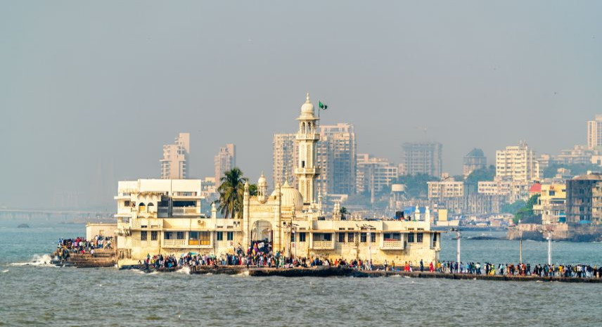 5. Haji Ali Dargah